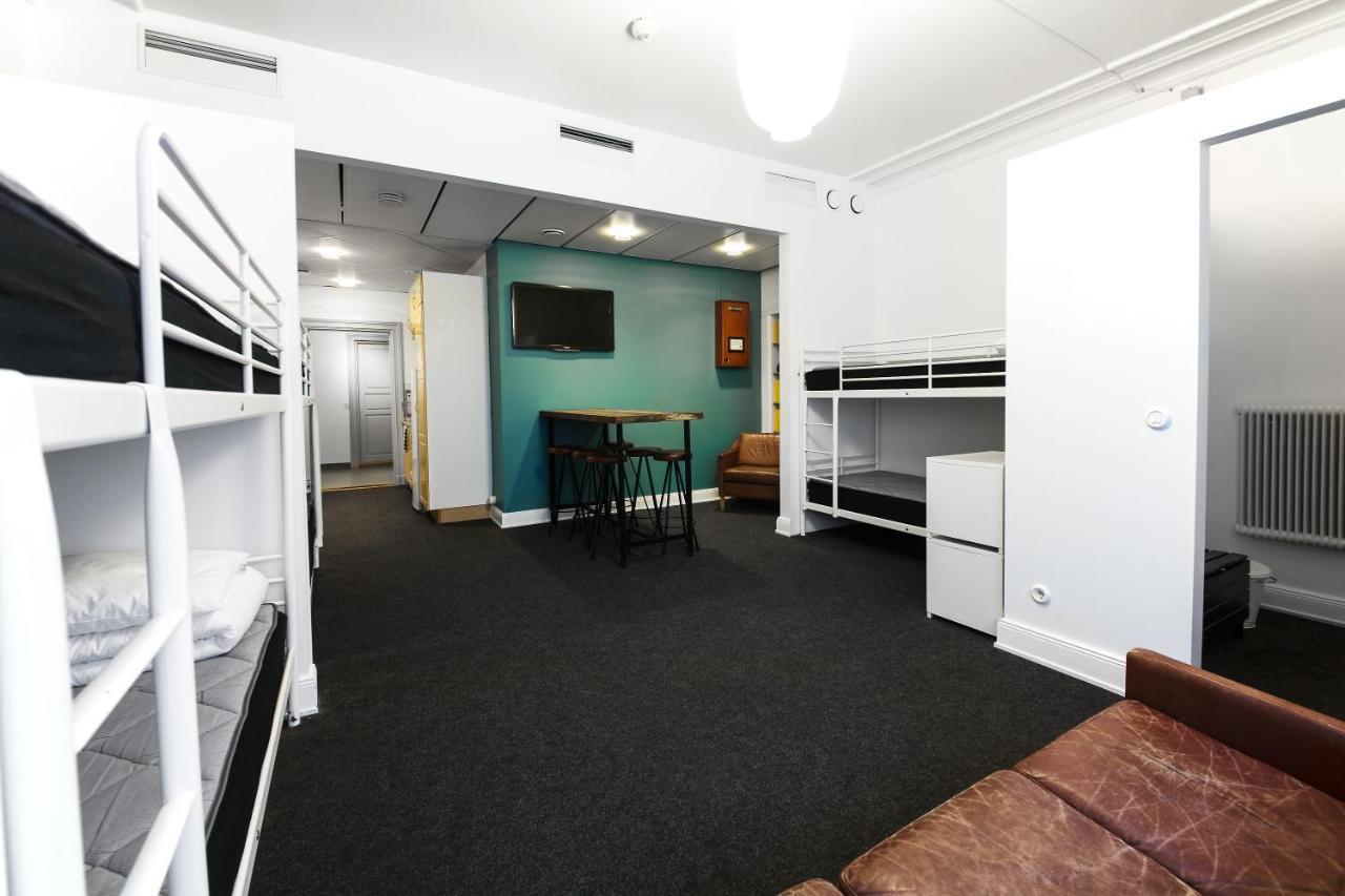 Backpackers Hostel *
